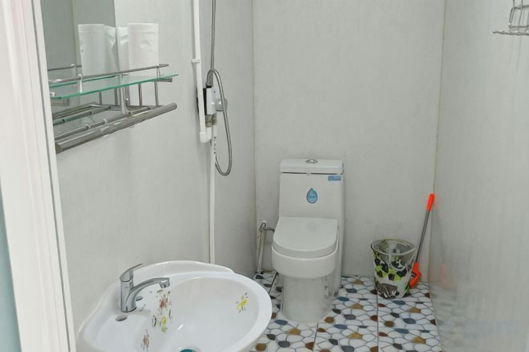 Bathroom, Laoting Warm Villa, Tangshan