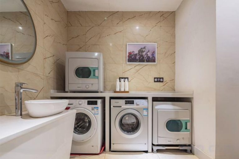 Bathroom, IU Hotels, Jingmen