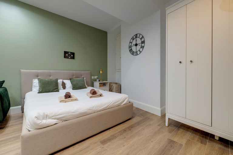 Others 5, Tranquil Studio in the Heart of Valletta