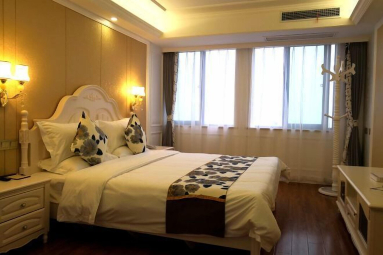 Bedroom, Zhonghai Hotel (Shuihuiyuan), Nantong