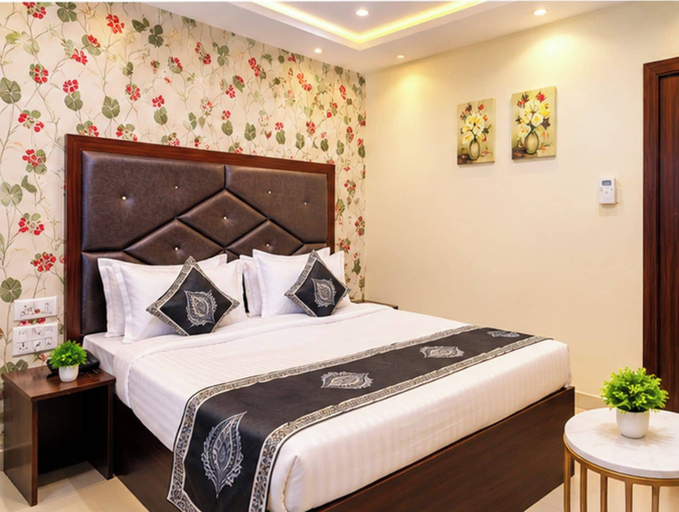 Bedroom 5, Hotel Relish, Amravati