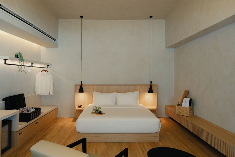 Others 5, Lloyd's Inn Suites, Badung