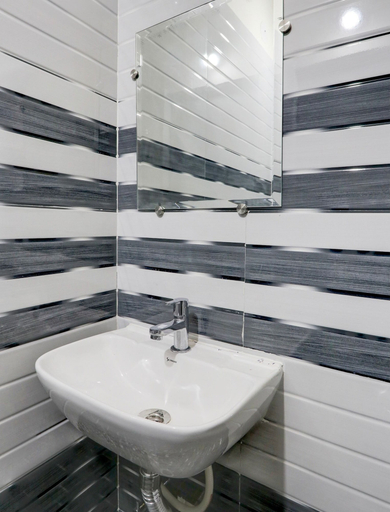 Bathroom 4, Townhouse Nanak Ram Guda Near WaveRock, Hyderabad