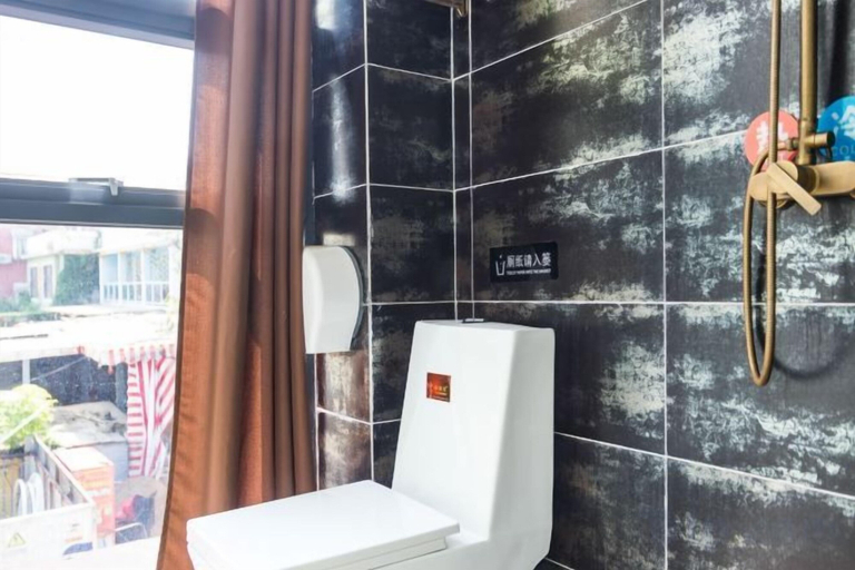 Bathroom 4, Seaside Inn, Shenzhen