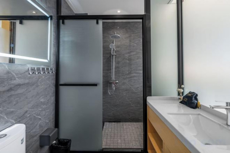 Bathroom 4, Anning Chunchunyuan Hotel, Kunming