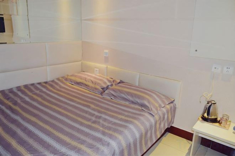 Bedroom 3, Aike 100 Theme Hotel (Qingdao Chongqing North Road Liuting Subway Station), Qingdao