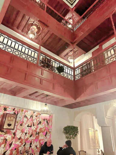 Business Facilities, LE SINGE ROSE, Marrakech