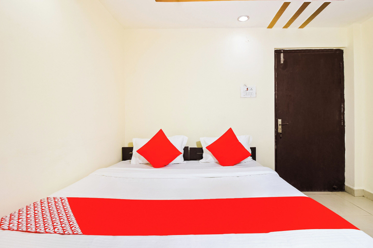 Others 5, Hotel O Mayur, Murshidabad