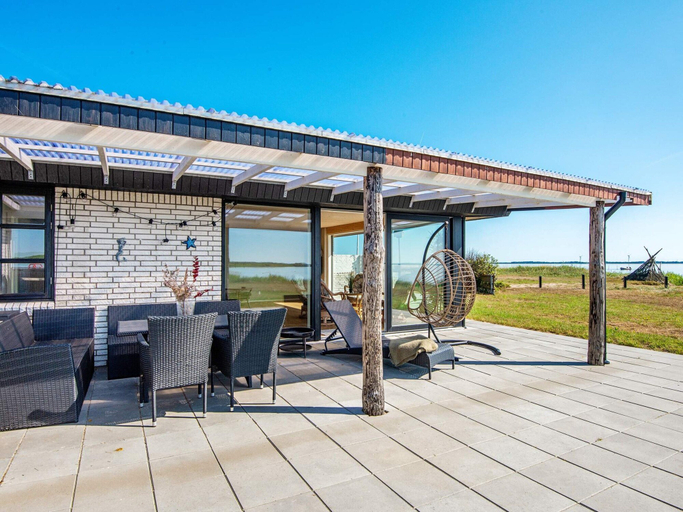 Others 5, 8 Person Holiday Home in Ulfborg, Holstebro