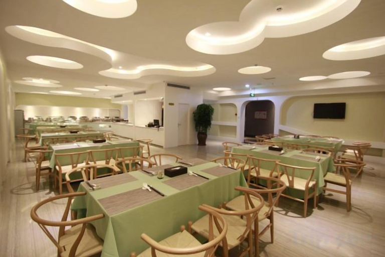 Food & Drinks 5, Linton Hotel, Jiamusi