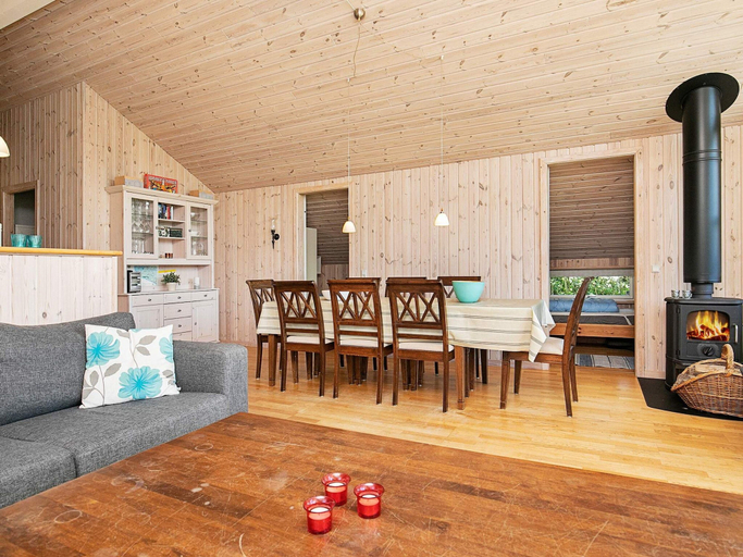 Others 4, 5 Star Holiday Home in Dannemare, Lolland