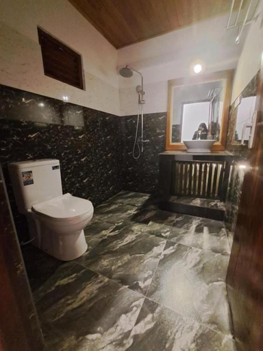 Bathroom 3, One World Mirissa, Weligama