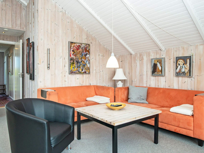Others 3, 6 Person Holiday Home in Romo, Tønder