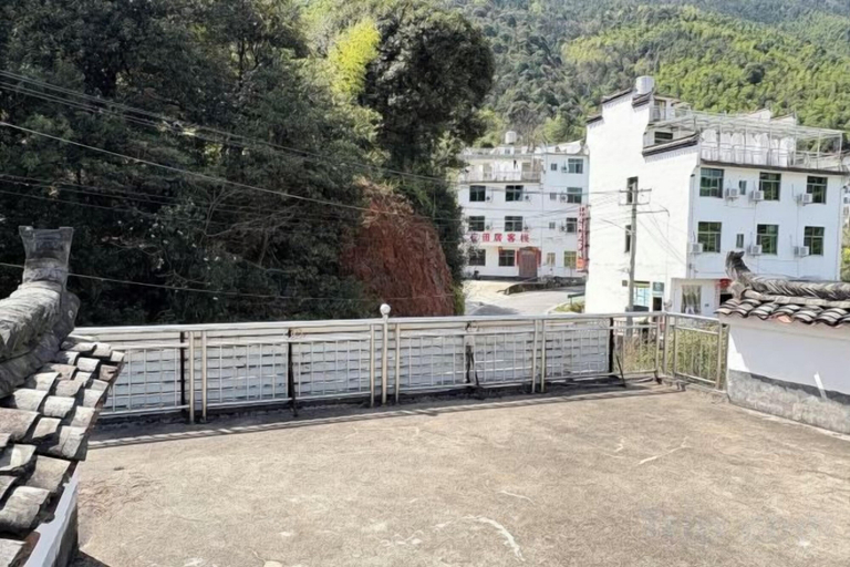 Others 5, Jiangling Deyun Inn, Shangrao
