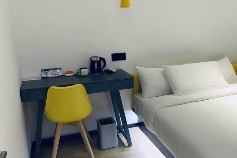 Bedroom, 100 Inn (Shanghai Fudan University Dabaishu Metro Station Branch), Shanghai