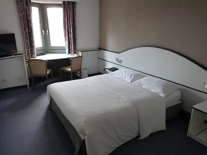 Bedroom 1, Hotel la Tour Romaine, Bas-Rhin