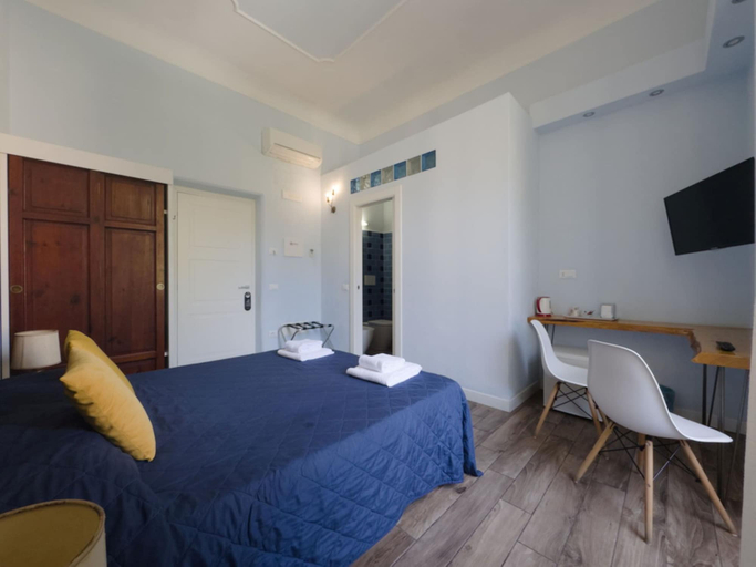 Bedroom 3, Colors of Cinque Terre, La Spezia