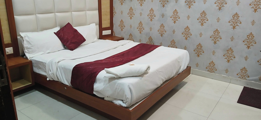 Others 2, Hotel O R D International, Amritsar