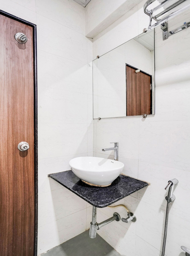 Bathroom, Townhouse Marol Near Mumbai Airport, Mumbai Suburban