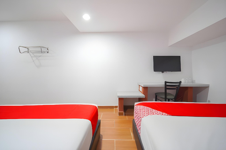 Bedroom 2, JMA FERRINGHI BEACH HOTEL, Penang Island