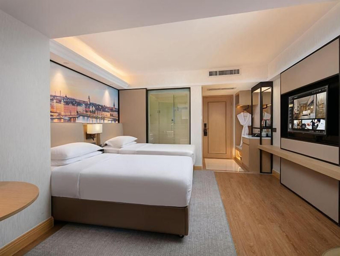 Bedroom 2, Vienna International Hotel, Changsha