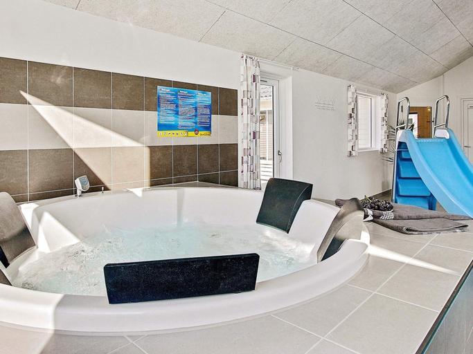 Bathroom, Holiday Home in Kappeln, Schleswig-Flensburg