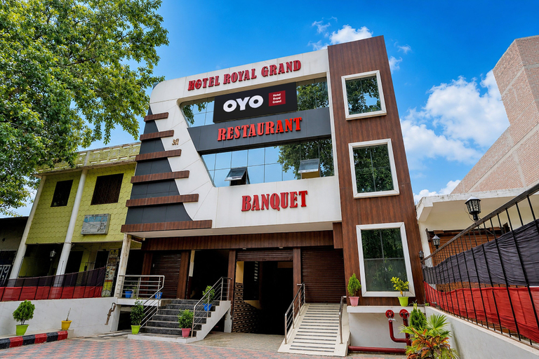 Others 3, Hotel O Royal Grand, Deoria