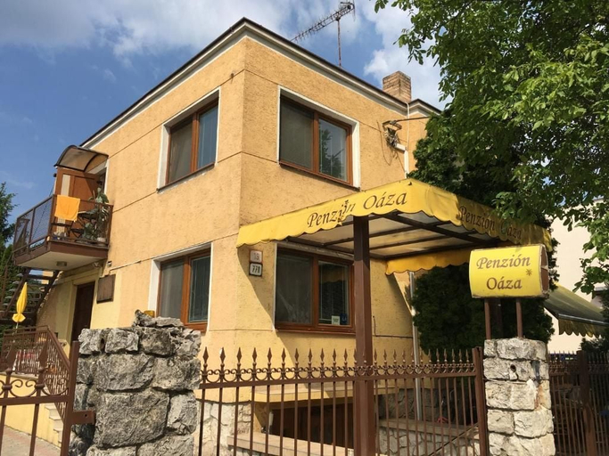 Exterior & Views, Penzión Oáza, Trnava
