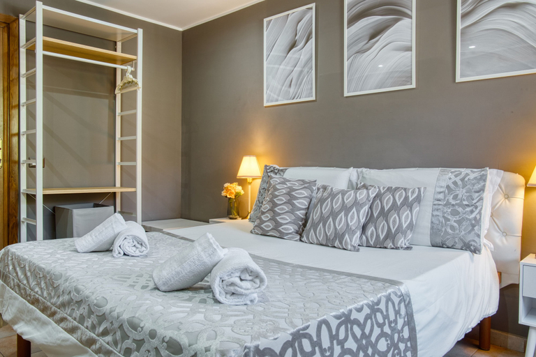Others 5, Di Martino Residence, Roma