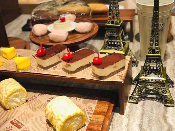 Food & Drinks 2, Mercure Hotel, Sandehaohe Scenic Area, Nantong, Nantong