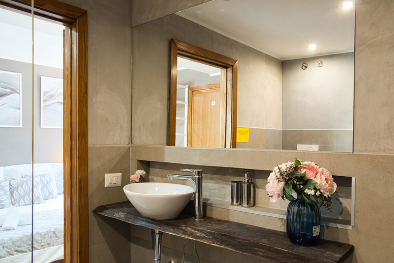 Others 2, Di Martino Residence, Roma