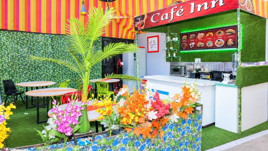 Food & Drinks, Stay Inn Executive, Pune