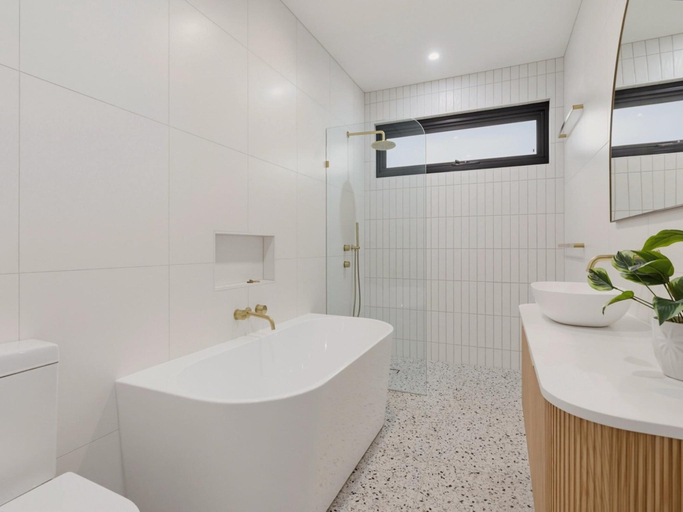 Others 2, Oceanfront 4-bed Home Surf & Serenity, Adelaide