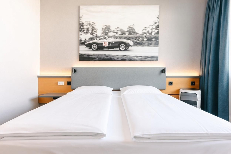 Bedroom 3, Hotel Grauholz, Bern