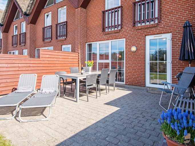 Others 2, 8 Person Holiday Home in Romo, Tønder