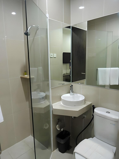 Bathroom 5, Harlys Residence, West Jakarta