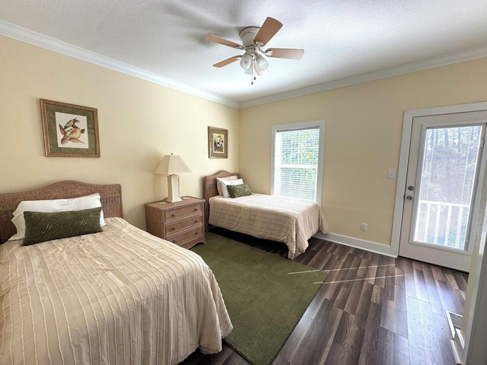 Bedroom 3, Sunshine Cottage 31C by Pkrm, Escambia