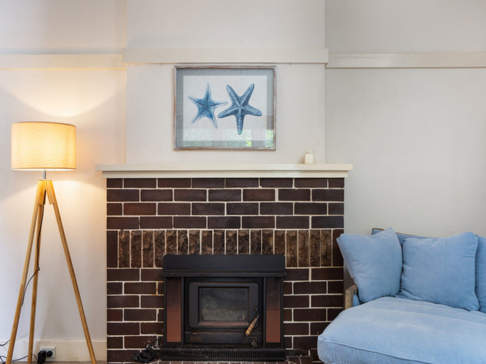 Others 2, Chic Apartment With Sun Lounge Near Manly Beach, Sydney