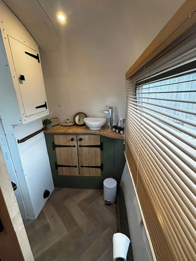 Others 3, Waterside Retreat - Canal Walks & Pubs, Warwickshire