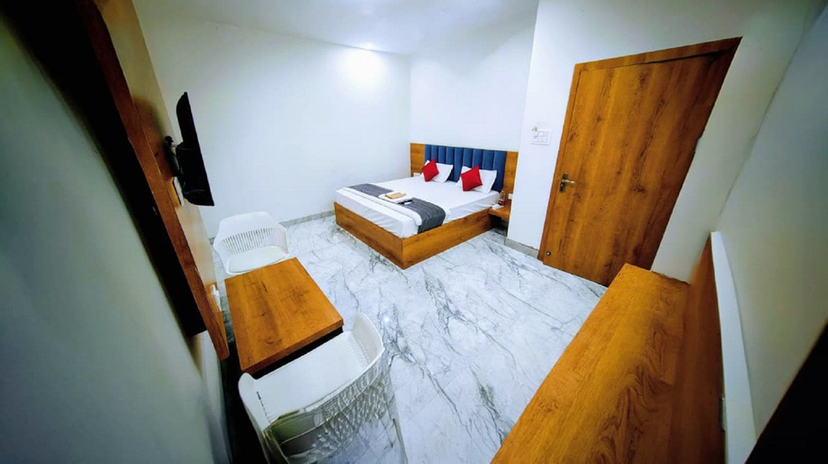 Others 5, Hotel Rajputana, Kota