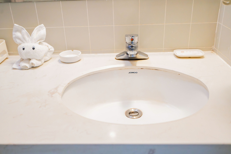 Bathroom 3, Jinjiang Inn Yingkou Port Authority Bayuquan Century Square, Tieling
