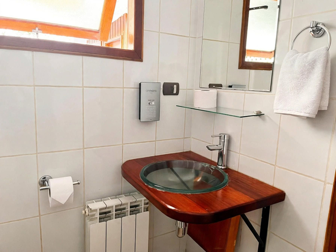 Bathroom, Hotel Villarrica, Cautín