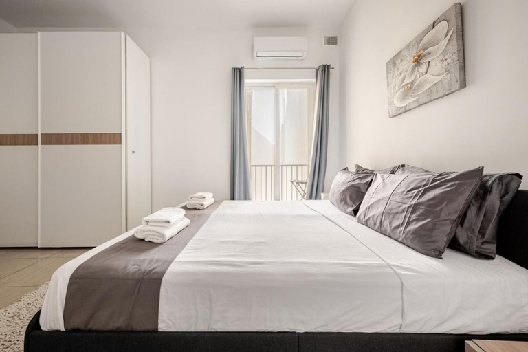 Others 2, JOSEPH COURT F3
