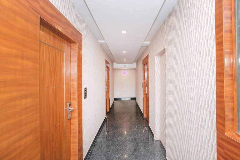 Others 5, Royal Stay, Bangalore
