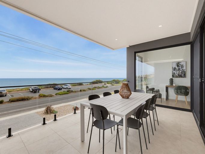 Others 4, Oceanfront 4-bed Home Surf & Serenity, Adelaide