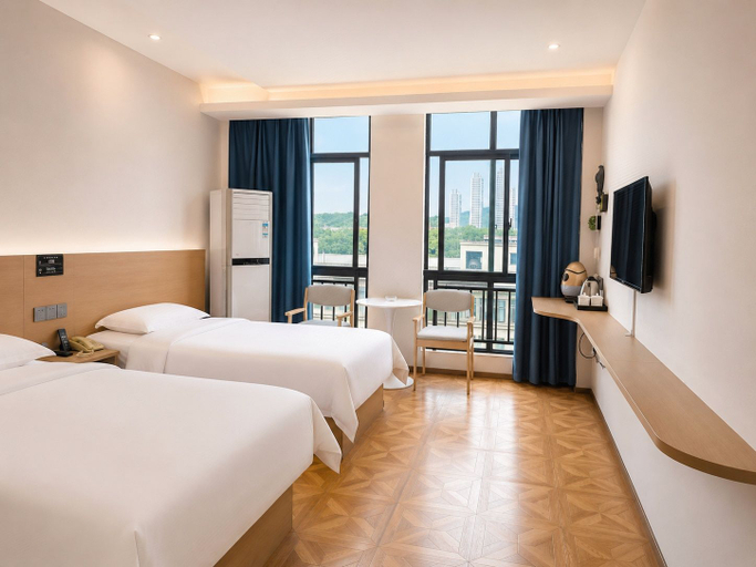 Bedroom, Longmen Hotel, Jiujiang