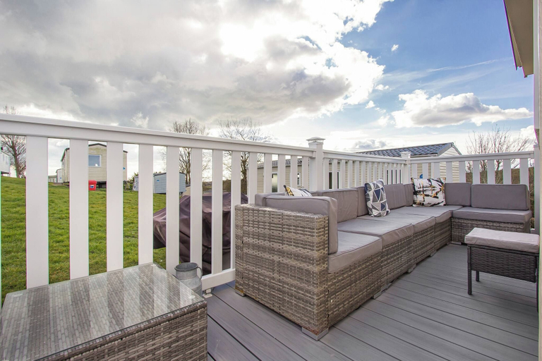 Others 4, Holiday Home in Hastings, Combe Haven, East Sussex