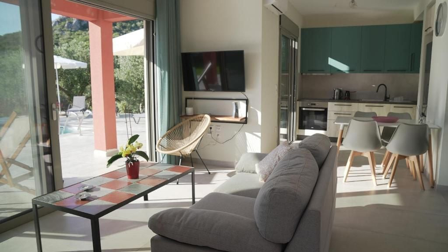 Others 4, Olive Garden Villas, Peloponnese