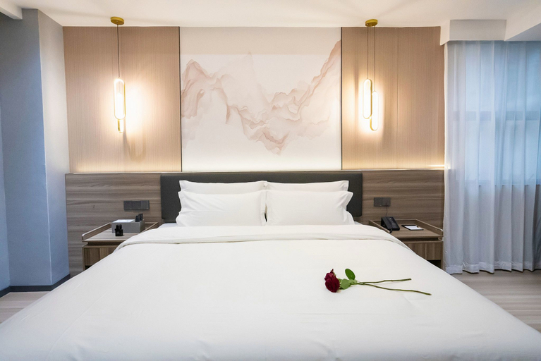 Bedroom, Tianmin Holiday Hotel (Guangzhou Huadu Square Branch), Guangzhou