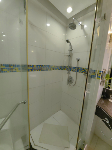 Bathroom, Dongguan Hotel, Dongguan